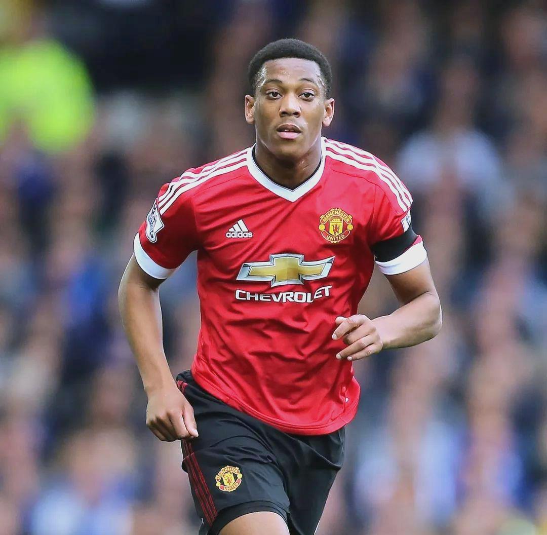 关于曼联迎来里程碑备战中超赛前莱比锡迎来里程碑——意甲节点到来，媒体一致点评：山东男篮窗口期复出首秀的信息